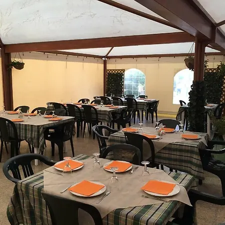 U' Fore Relax Garden לינה וארוחת בוקר נוצ'י